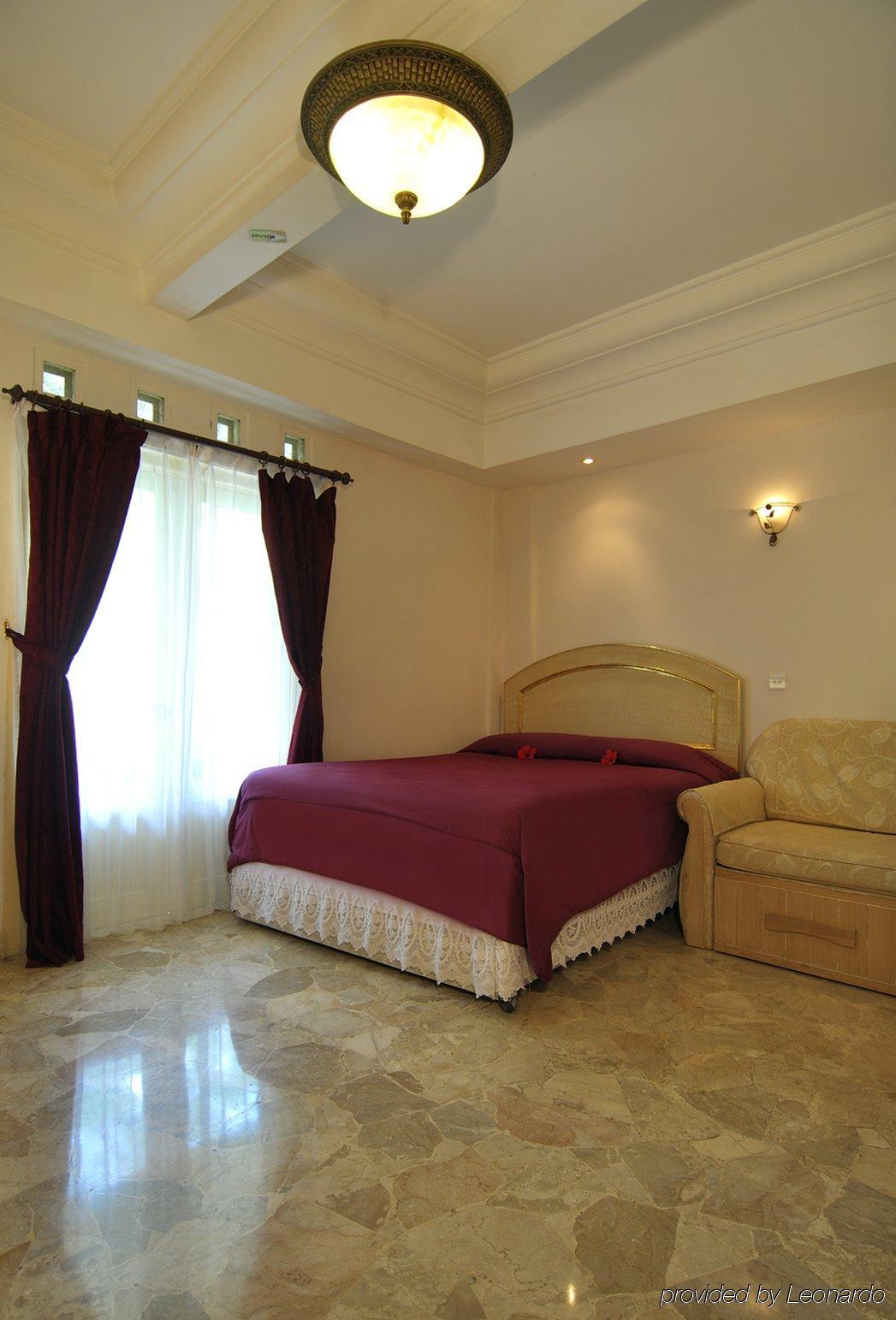 Club Bali Suites At Kota Bunga Cipanas (Bogor) Exterior foto