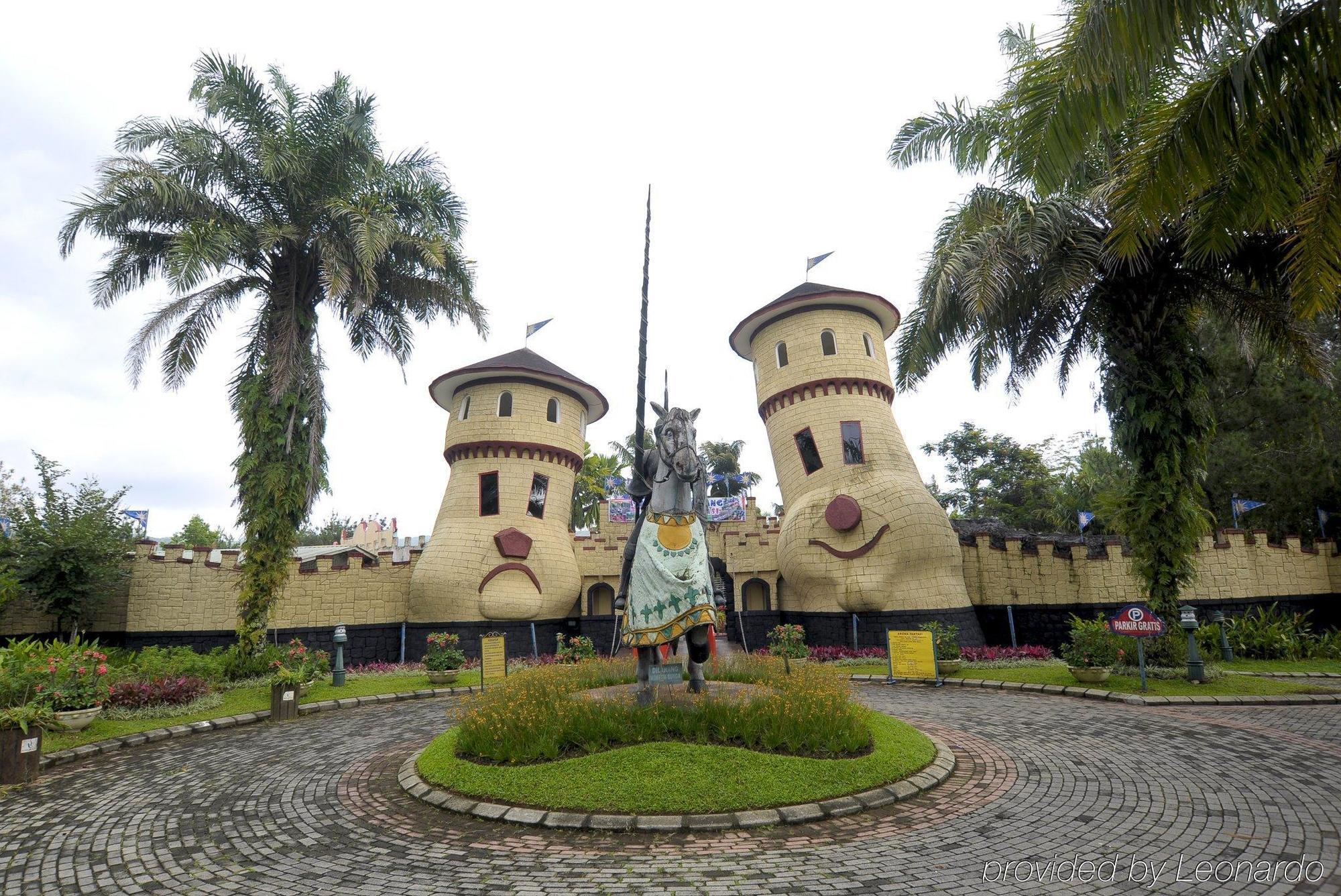 Club Bali Suites At Kota Bunga Cipanas (Bogor) Exterior foto
