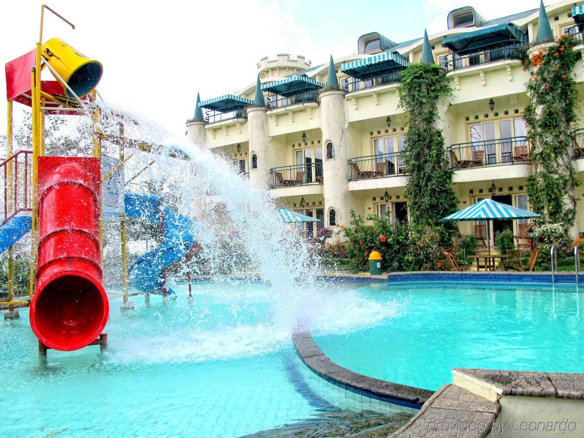 Club Bali Suites At Kota Bunga Cipanas (Bogor) Exterior foto